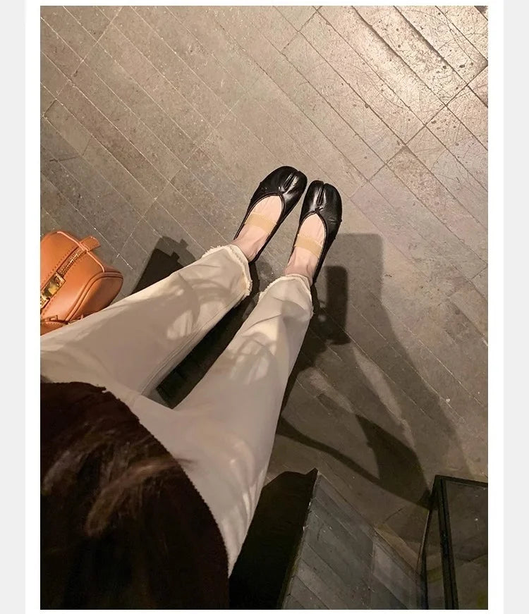 Women’s Split-Toe Flats – Retro Casual Loafers & Soft Moccasin Sneakers