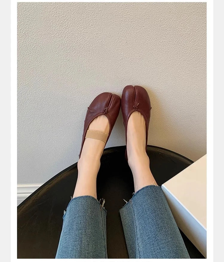 Women’s Split-Toe Flats – Retro Casual Loafers & Soft Moccasin Sneakers