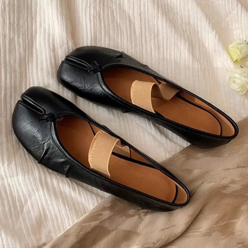 Women’s Split-Toe Flats – Retro Casual Loafers & Soft Moccasin Sneakers