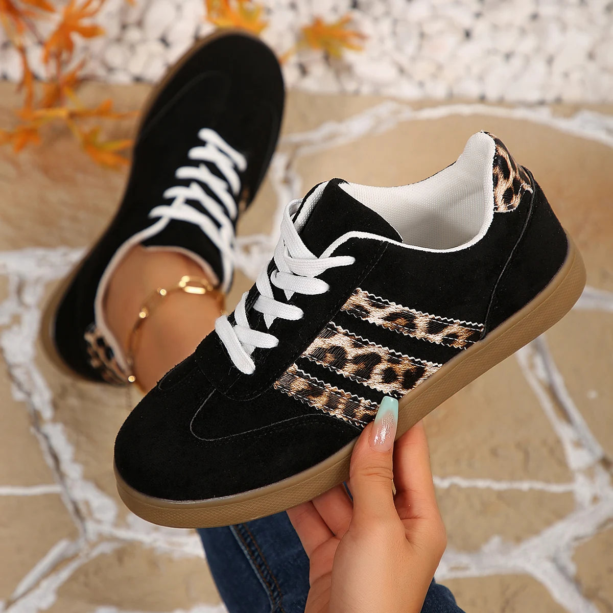 Women’s Luxury Sneakers – 2025 New Comfortable Outdoor Designer Shoes