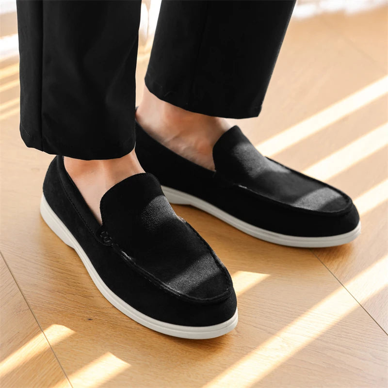 2025 Spring Men’s Leather Casual Shoes – Thick-Soled, British Style, Fashionable Sports Sneakers