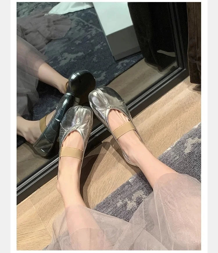 Women’s Split-Toe Flats – Retro Casual Loafers & Soft Moccasin Sneakers